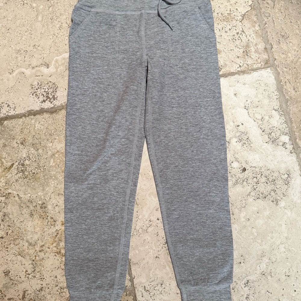 Beyond Yoga Spacedye Midi Legging with Pockets Heather Gray